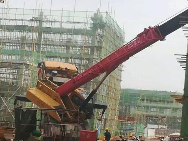 资阳区吊车租赁_普洱健华租车行